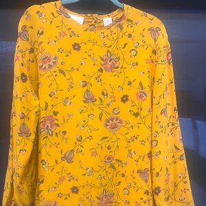 Liz Claiborne Yellow Floral Top 100% silk